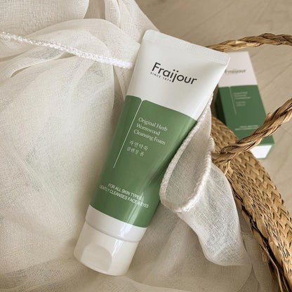Fraijour Original Herb Wormwood Cleansing Foam 150 ml